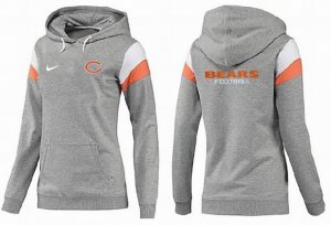 Women Chicago bears Logo Pullover Hoodie-047