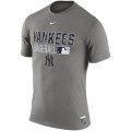 MLB Men's New York Yankees Nike 2016 AC Legend Issu T-Shirt - Gray