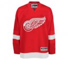 nhl deroit red wings #19 yzerman red